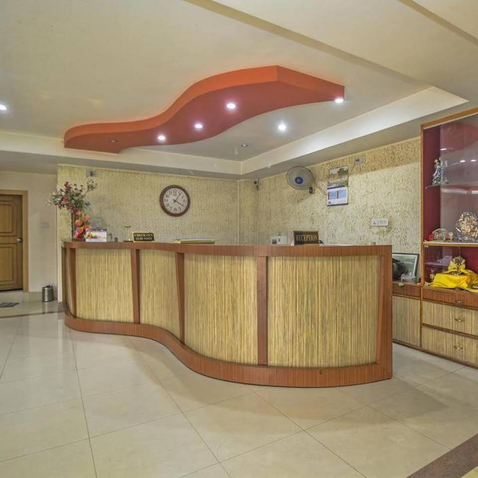 Hotel Nandanik Palace Falakata Екстер'єр фото