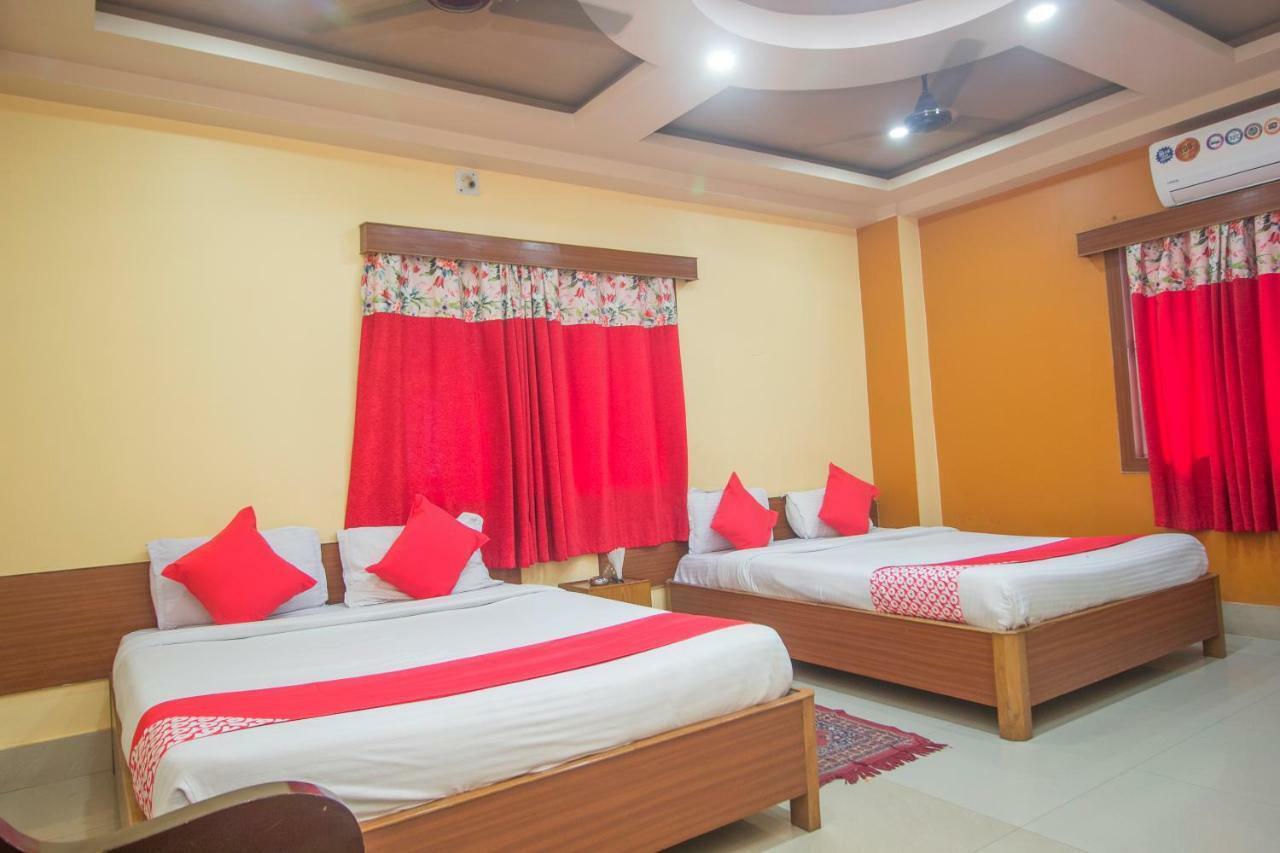 Hotel Nandanik Palace Falakata Екстер'єр фото