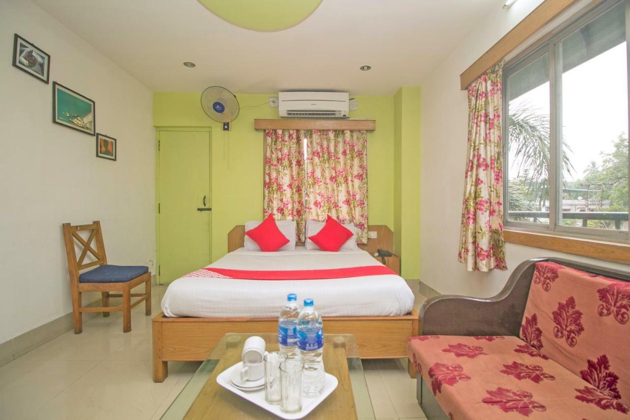Hotel Nandanik Palace Falakata Екстер'єр фото